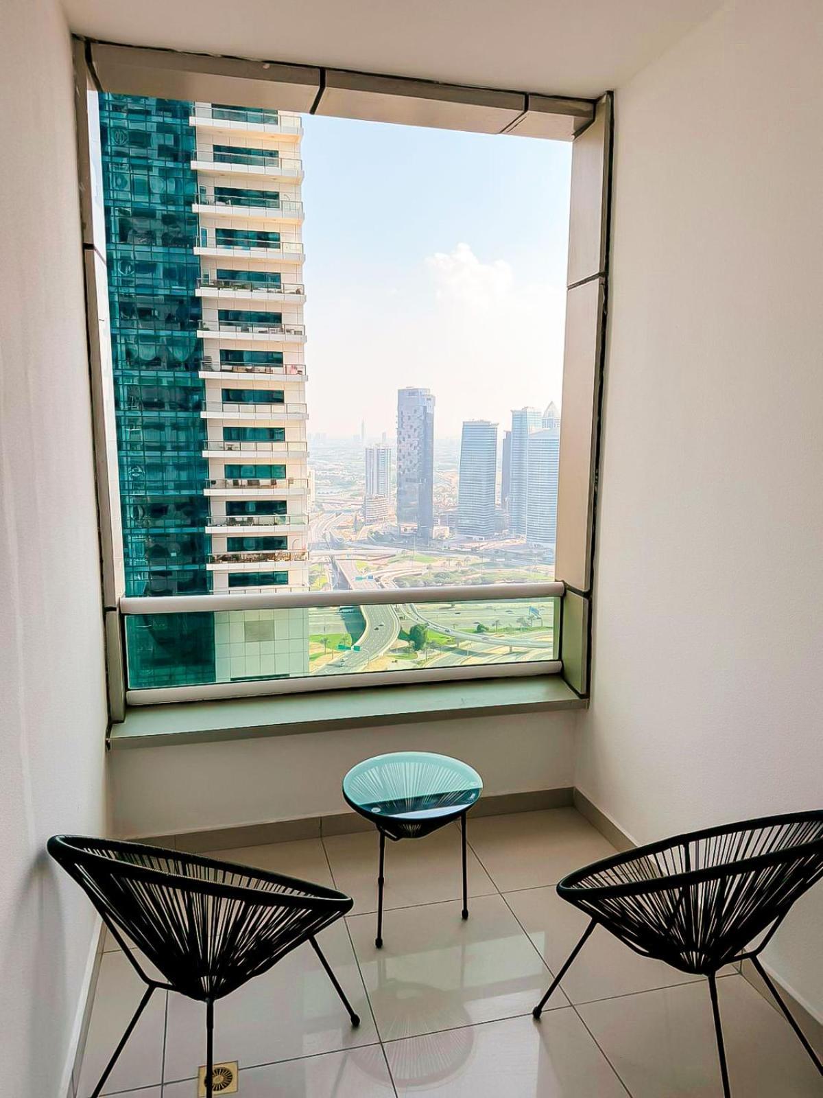 Luxury Modern One Bedroom Apartment At Dubai Marina - Marina Pinnacle Tower Ngoại thất bức ảnh